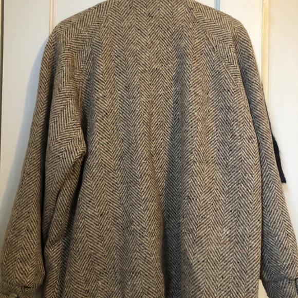 Men's Brown Herringbone Shirt Jacket - Picture 8 of 11